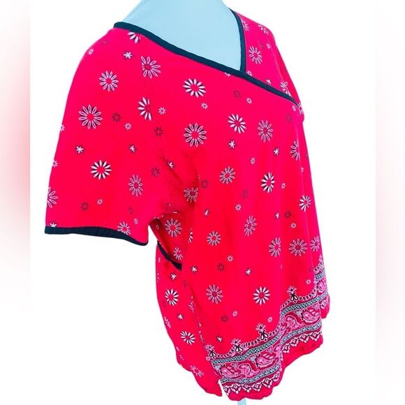 (2) Uniform Advantage UA Women’s scrub tops, set of (2), size small. - Picture 9 of 9